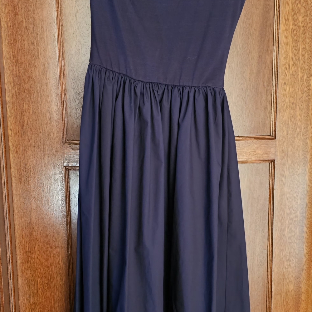 Elegant Navy Midi Dress
